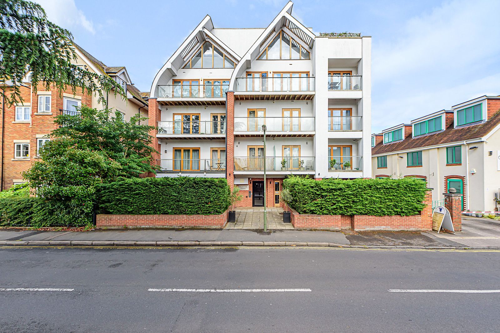1 bed flat for sale in Pyrford Road, West Byfleet, Surrey KT14 Zoopla