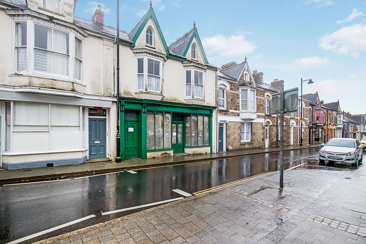 2 bed flat for sale in Trelowarren Street, Camborne, Cornwall TR14 Zoopla