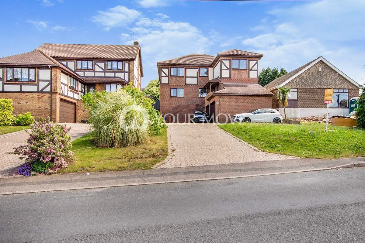5 bed detached house to rent in Lords Wood Lane, Lordswood, Chatham