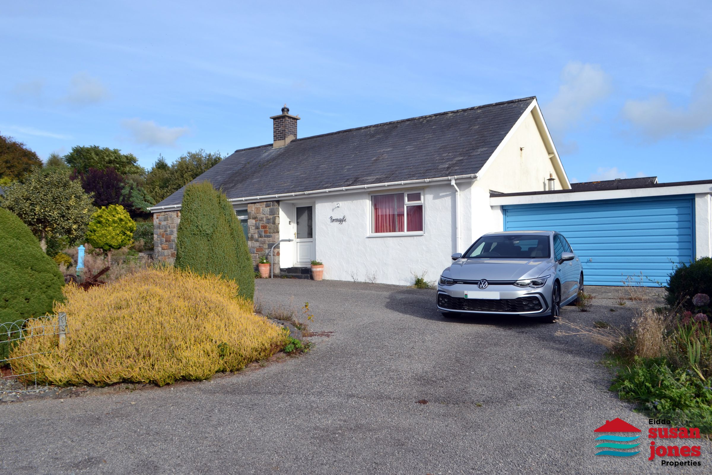 3 bed detached bungalow for sale in Lon Glenelen, Abererch, Pwllheli