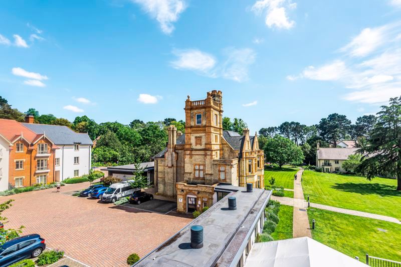 Penthouse Apartment, Bishopstoke Park, Eastleigh SO50