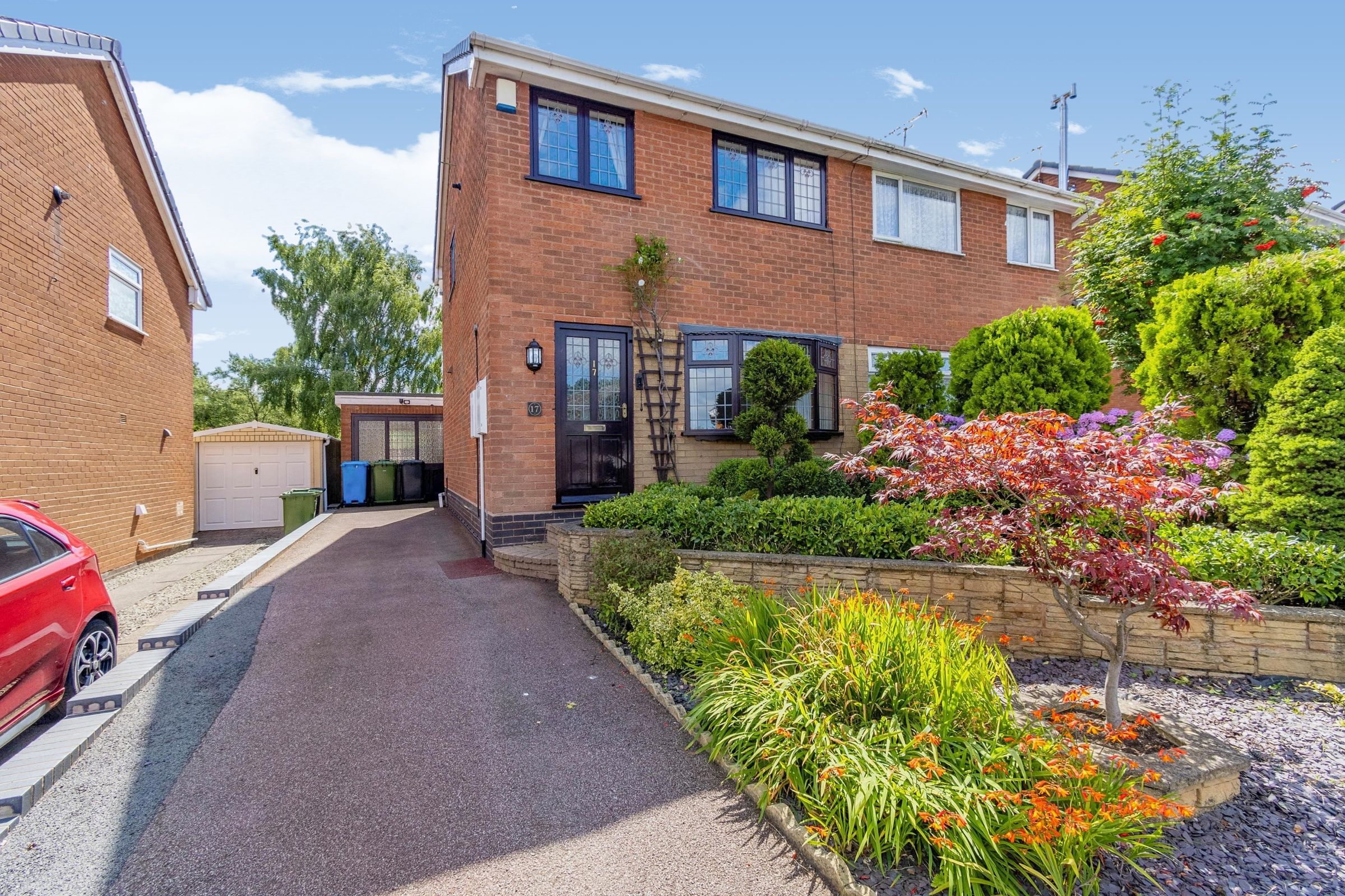3 bed semidetached house for sale in Gratley Croft, Cannock WS12 Zoopla