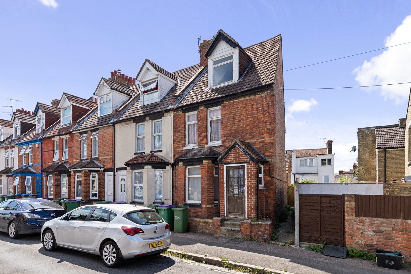 3 bed end terrace house for sale in Athelstan Road, Folkestone CT19