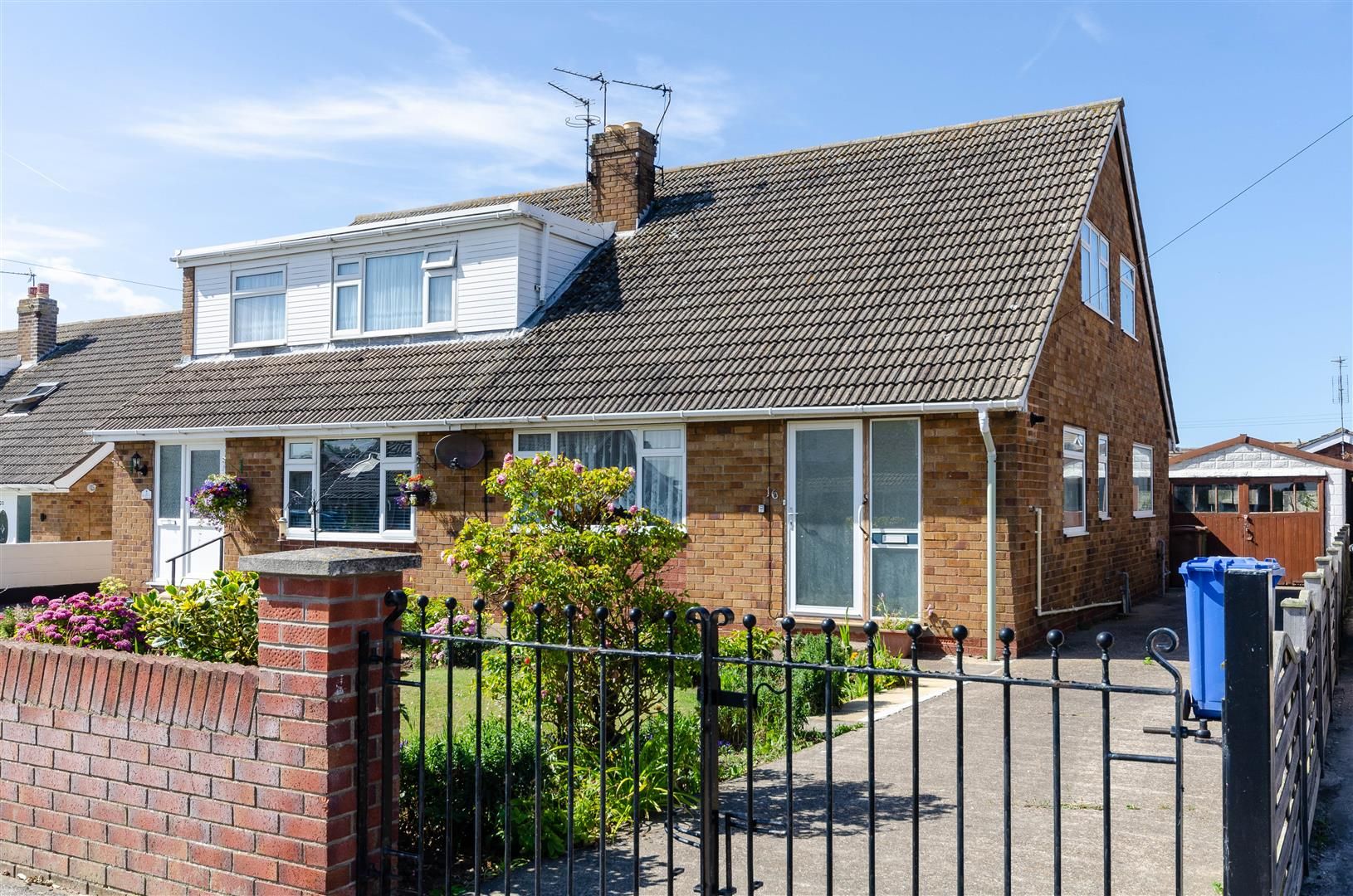 3 bed semidetached bungalow for sale in Ryecroft Drive, Withernsea
