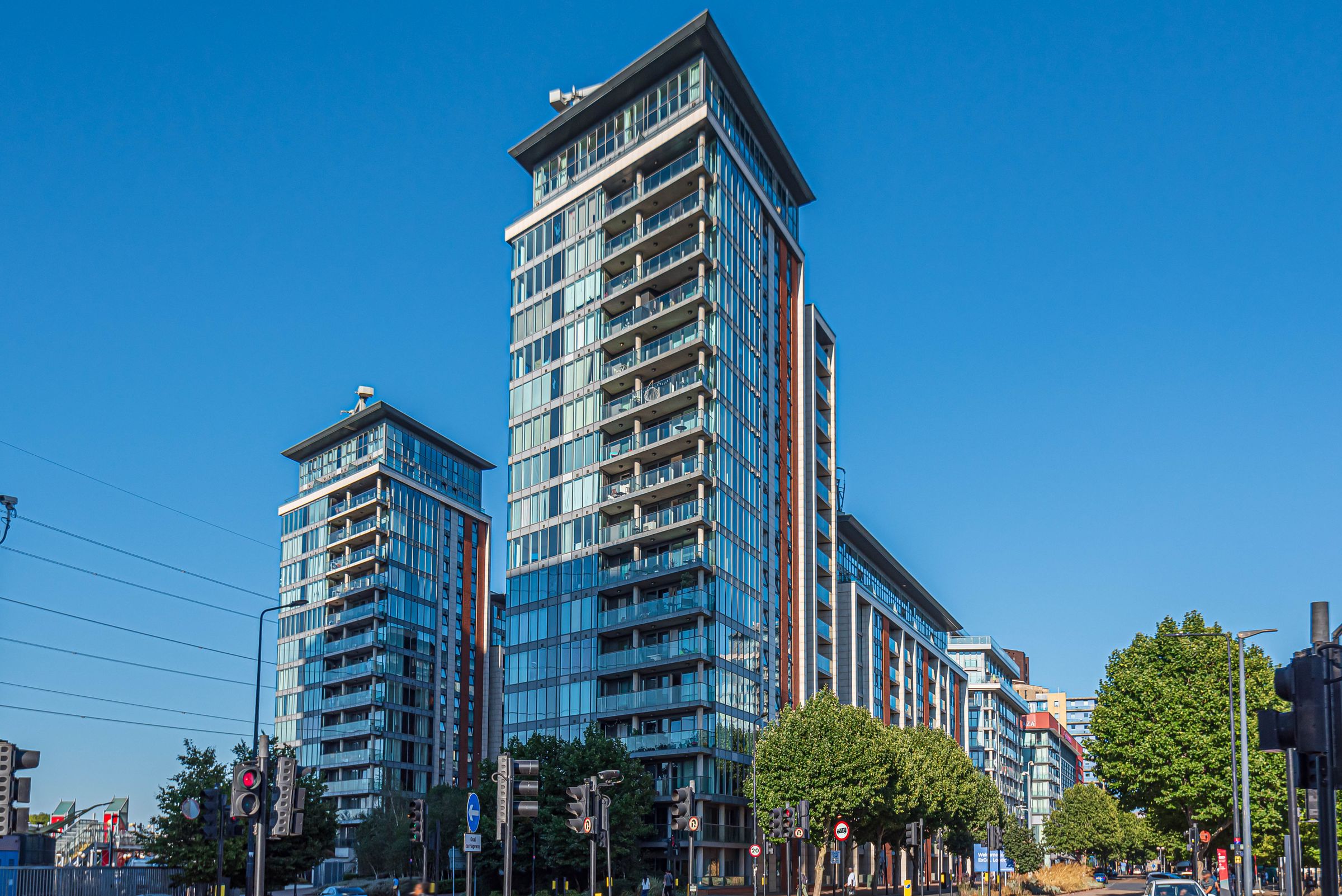 3 bed flat to rent in Alaska Apartments, 22 Western Gateway, London E16