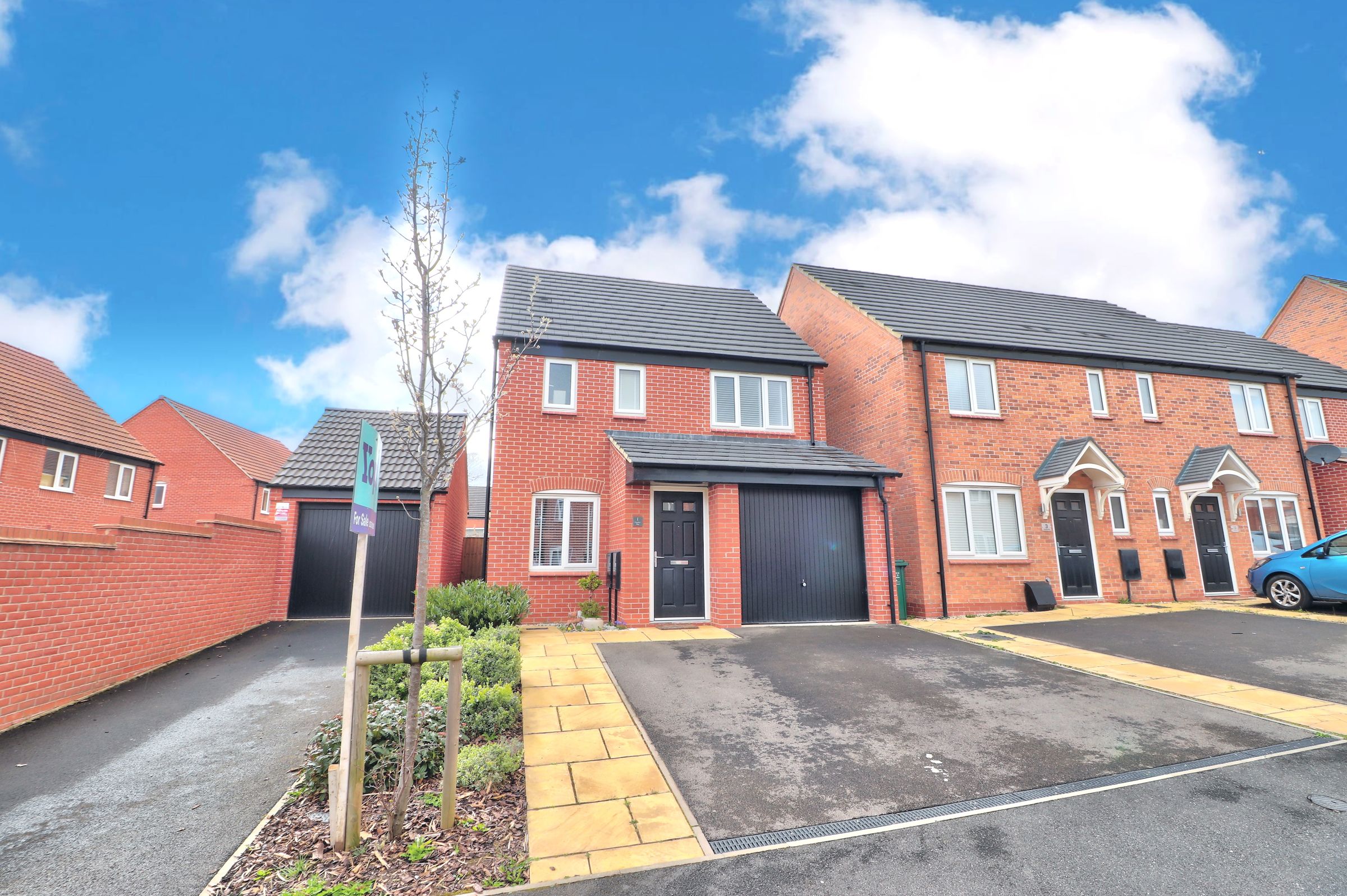 3 bed detached house for sale in Crawley Way, Chellaston, Derby DE73