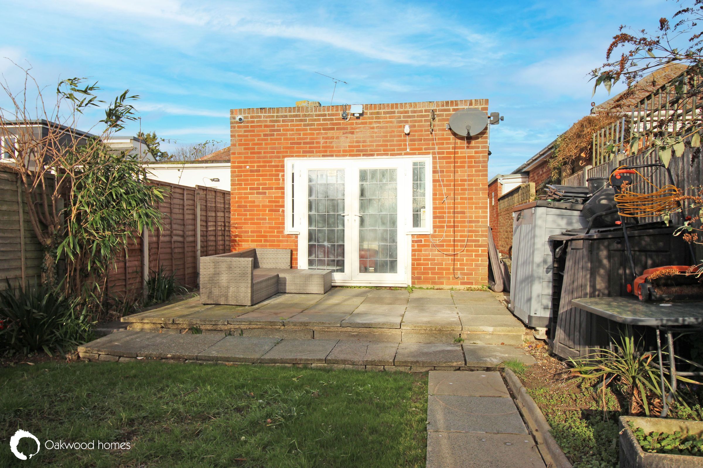 2 bed semidetached bungalow for sale in Cliffsend Grove, Cliffsend
