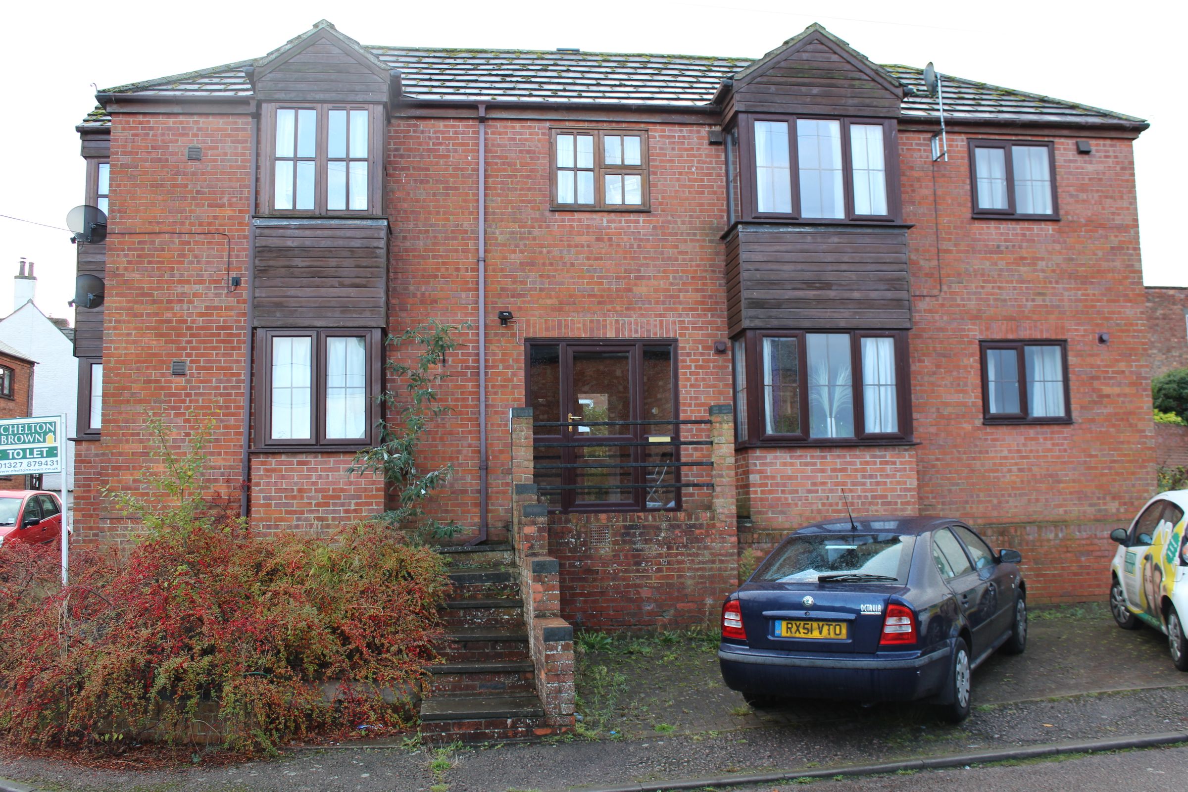 1 bed flat to rent in St Lawrence Court, Long Buckby, Northants NN6