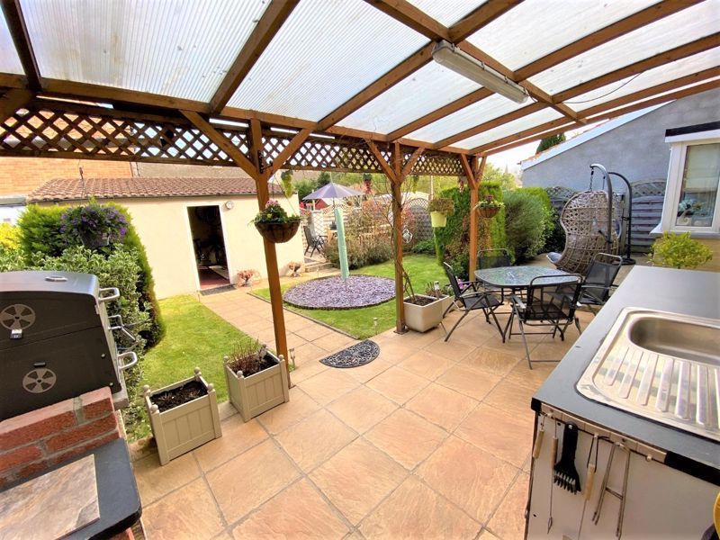 Manod Road, Llandaff North, Cardiff CF14  