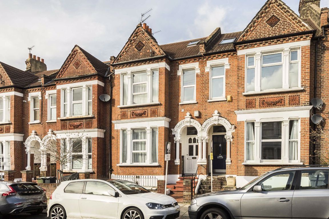6 bed terraced house for sale in Kingscourt Road, London SW16 Zoopla