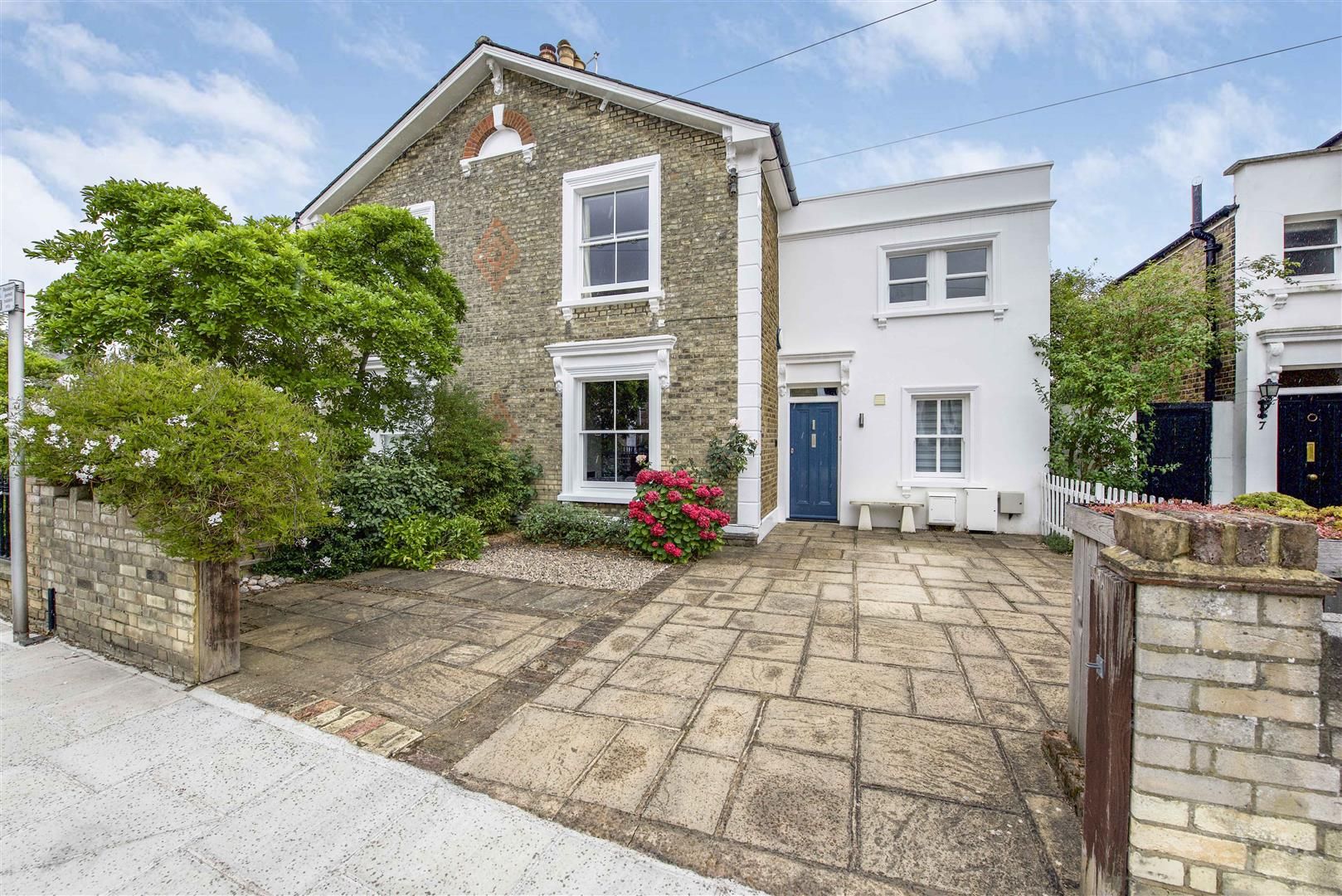 4 bed semidetached house for sale in Townshend Terrace, Richmond TW9
