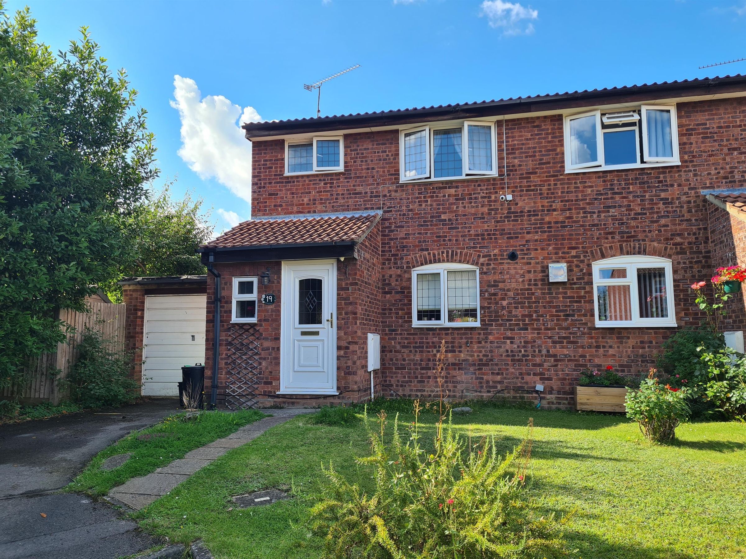 Derwent Close, Woosehill, Wokingham RG41  