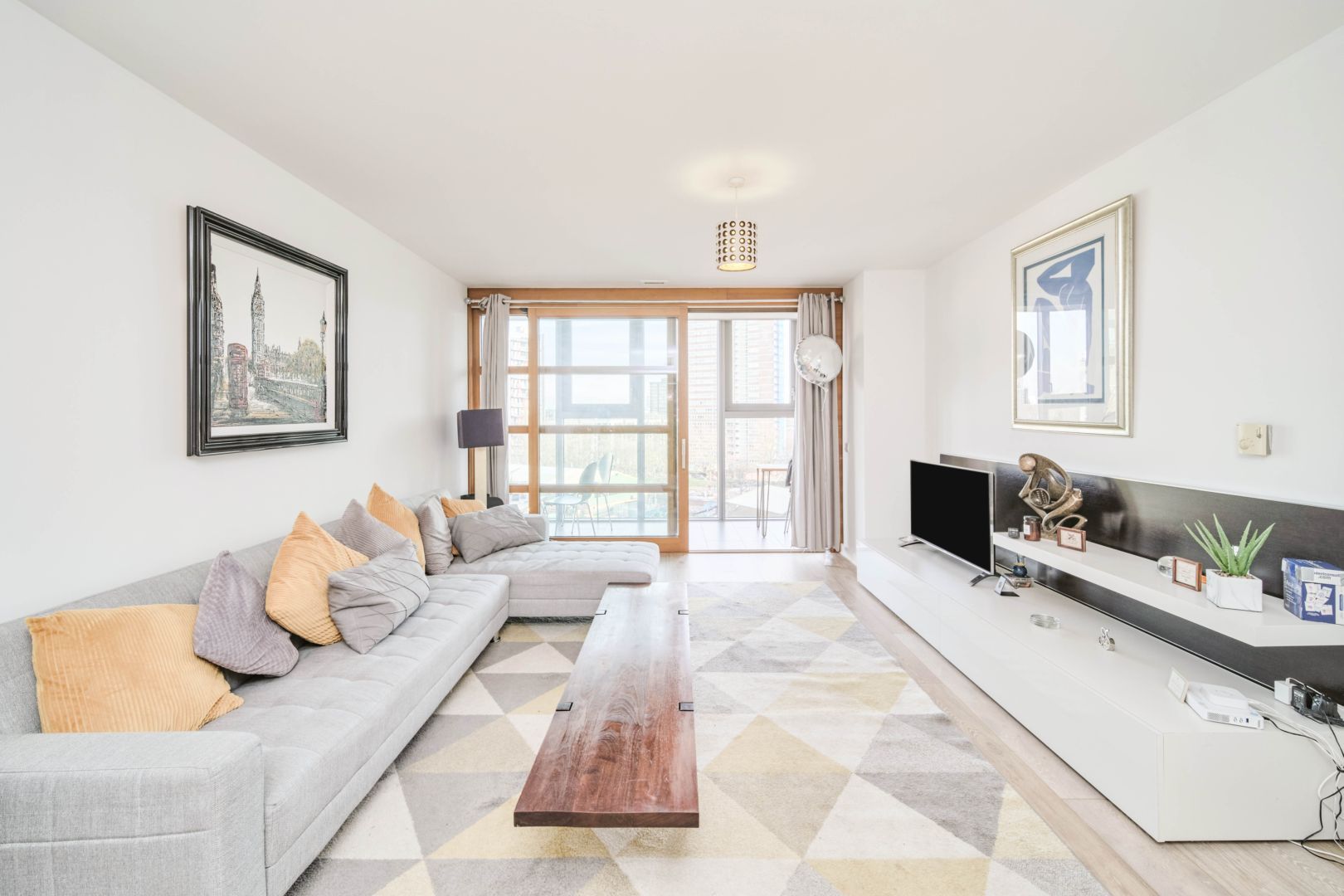 34 Lombard Road, Battersea SW11  