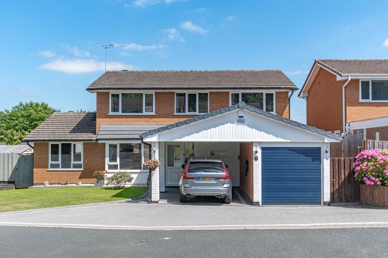 4 bed detached house for sale in Compton Close, Redditch B98 Zoopla