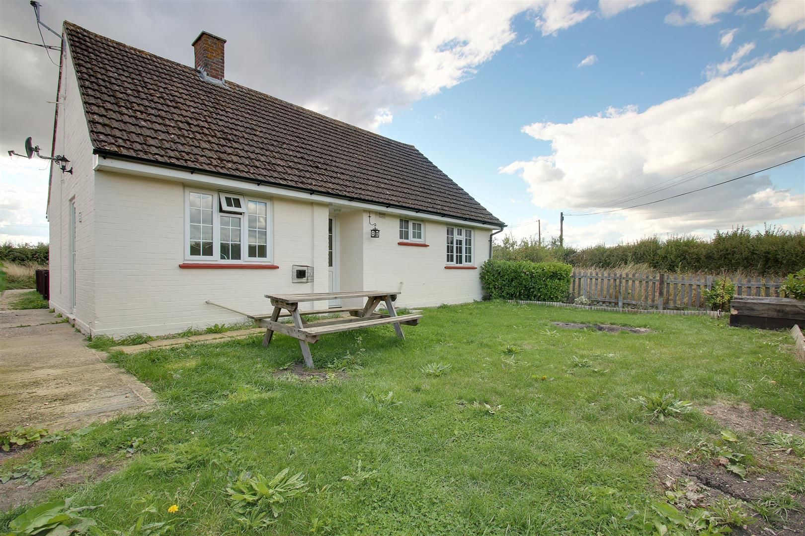 3 bed property to rent in Puttenham, Tring HP23 Zoopla