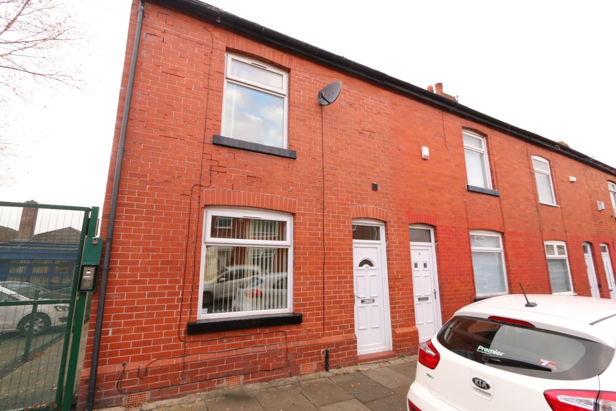 2 bed terraced house to rent in Kynder Street, Denton, Manchester M34