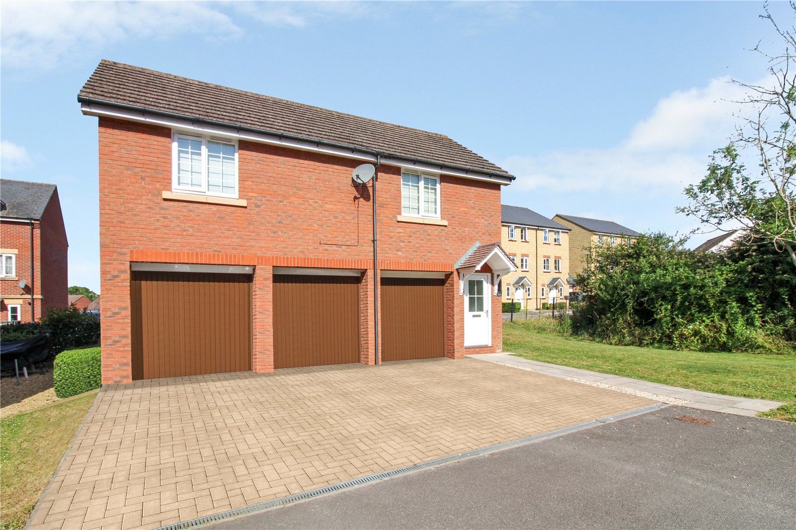 2 bed detached house for sale in Brean Road, Swindon, Wiltshire SN25