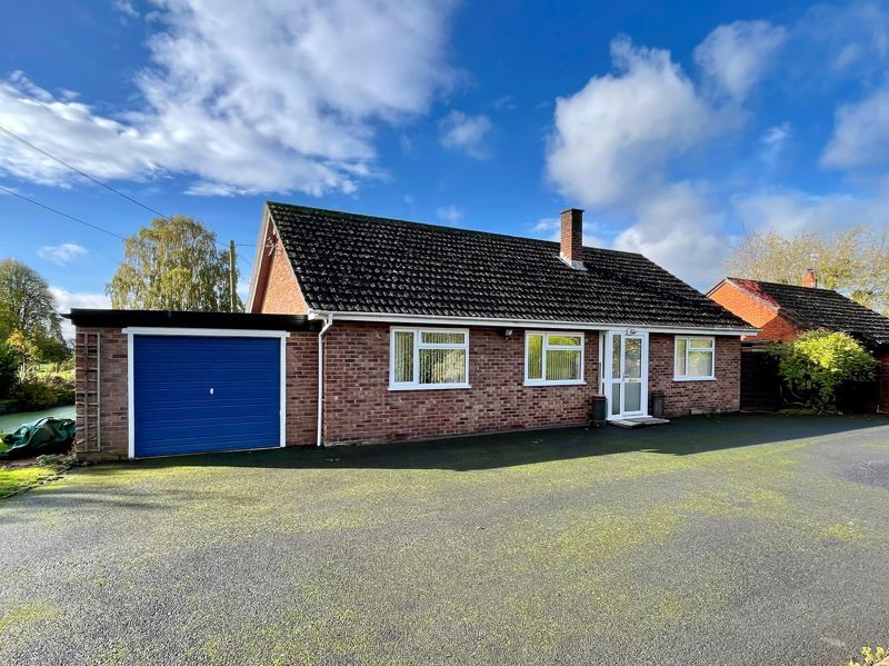3 bed detached bungalow for sale in Burghill, Hereford HR4 Zoopla