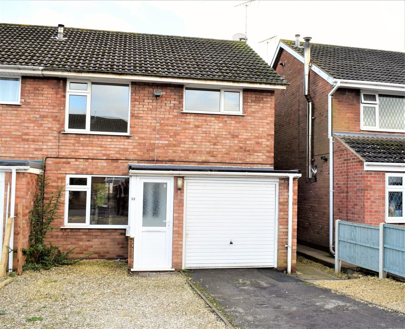 3 bed semidetached house for sale in St. Bernard Close, Broughton