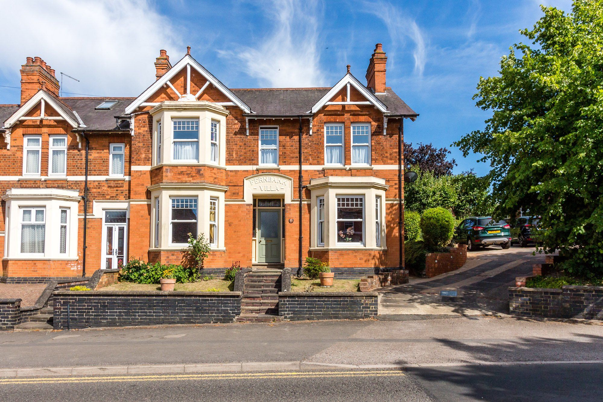 4 bed end terrace house for sale in Higham Road, Rushden NN10 Zoopla