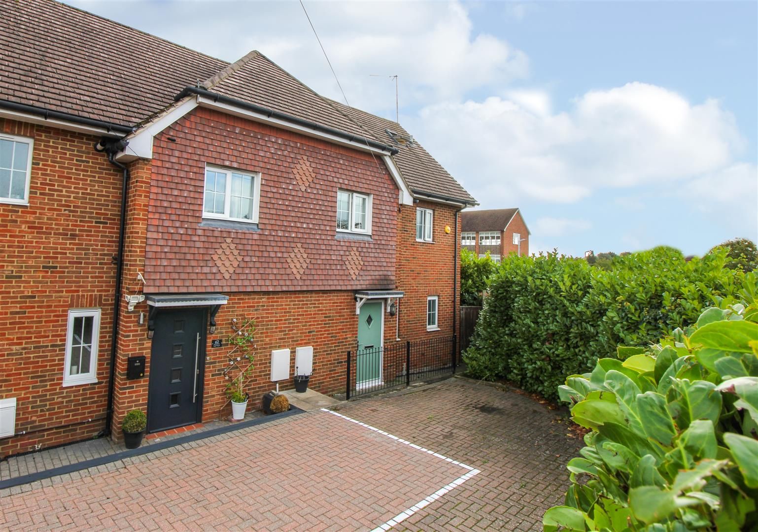 3 bed semidetached house for sale in Weybourne Road, Farnham GU9 Zoopla