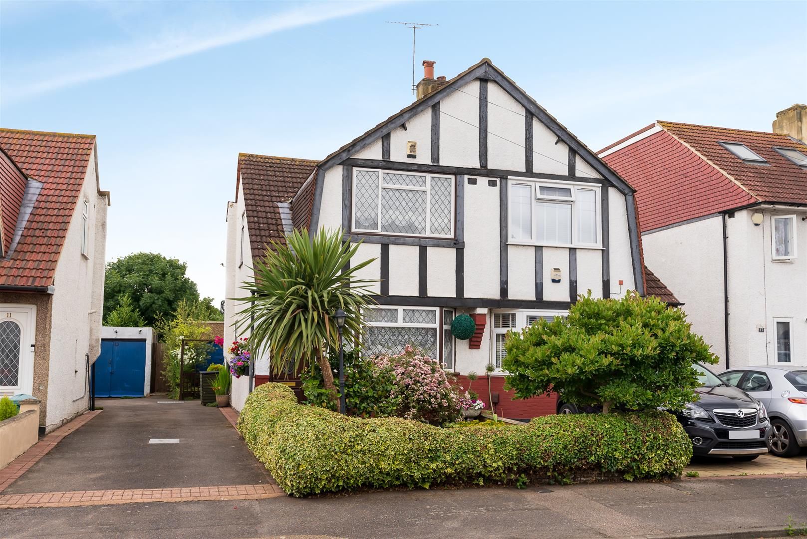 2 bed semidetached house for sale in Rutland Road, Hayes UB3 Zoopla