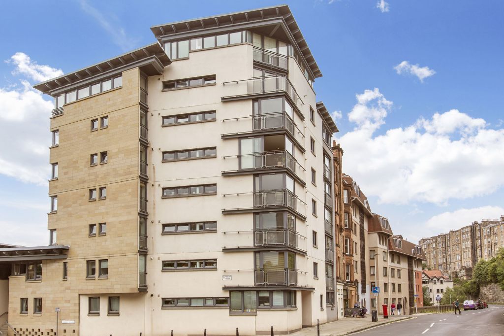 56/15 Belford Road, Edinburgh EH4  