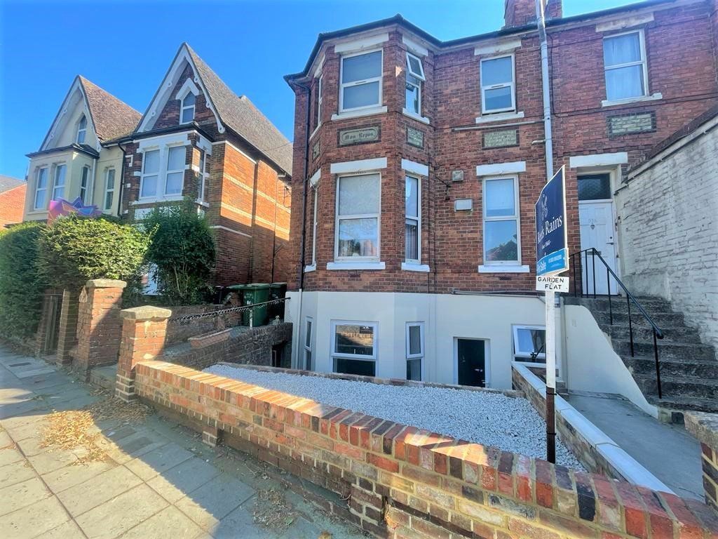 Studio for sale in Cheriton High Street, Folkestone, Kent CT19 Zoopla