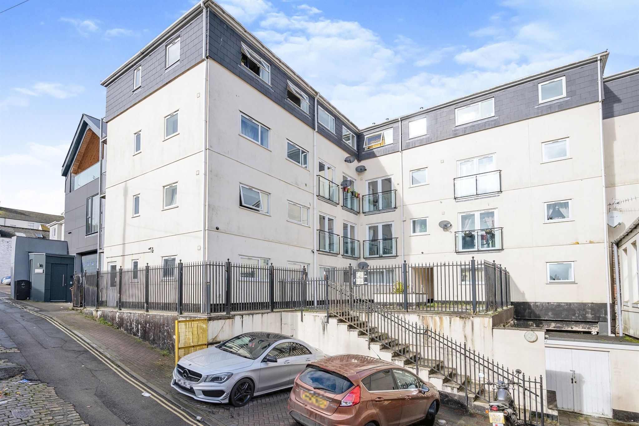 2 bed flat for sale in Belgrave Lane, Mutley, Plymouth PL4 Zoopla