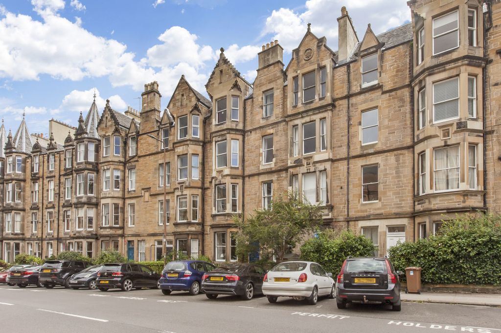 52/5 Marchmont Crescent, Marchmont, Edinburgh EH9  