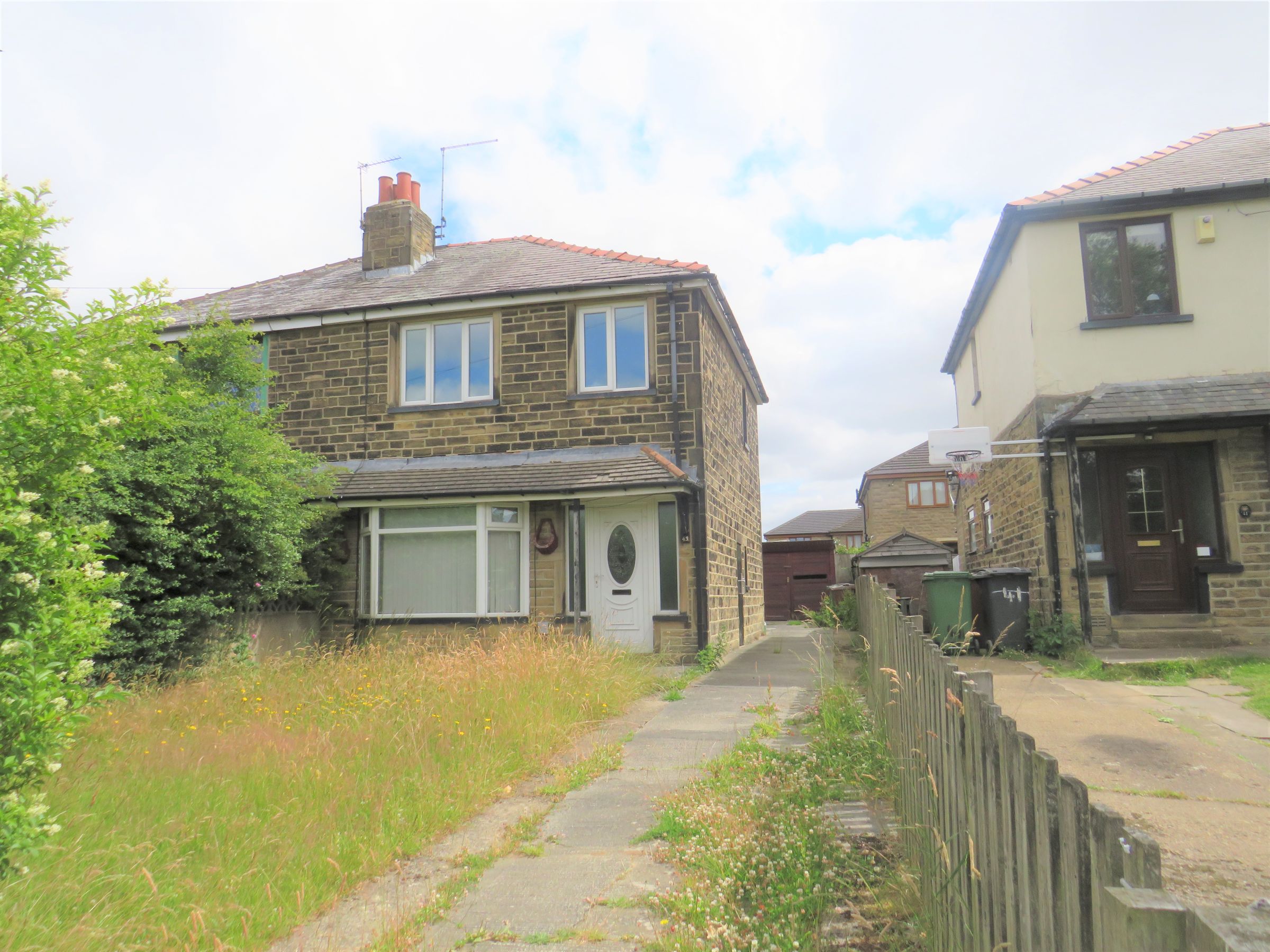 3 bed semidetached house to rent in Tyersal Avenue, Bradford BD4 Zoopla