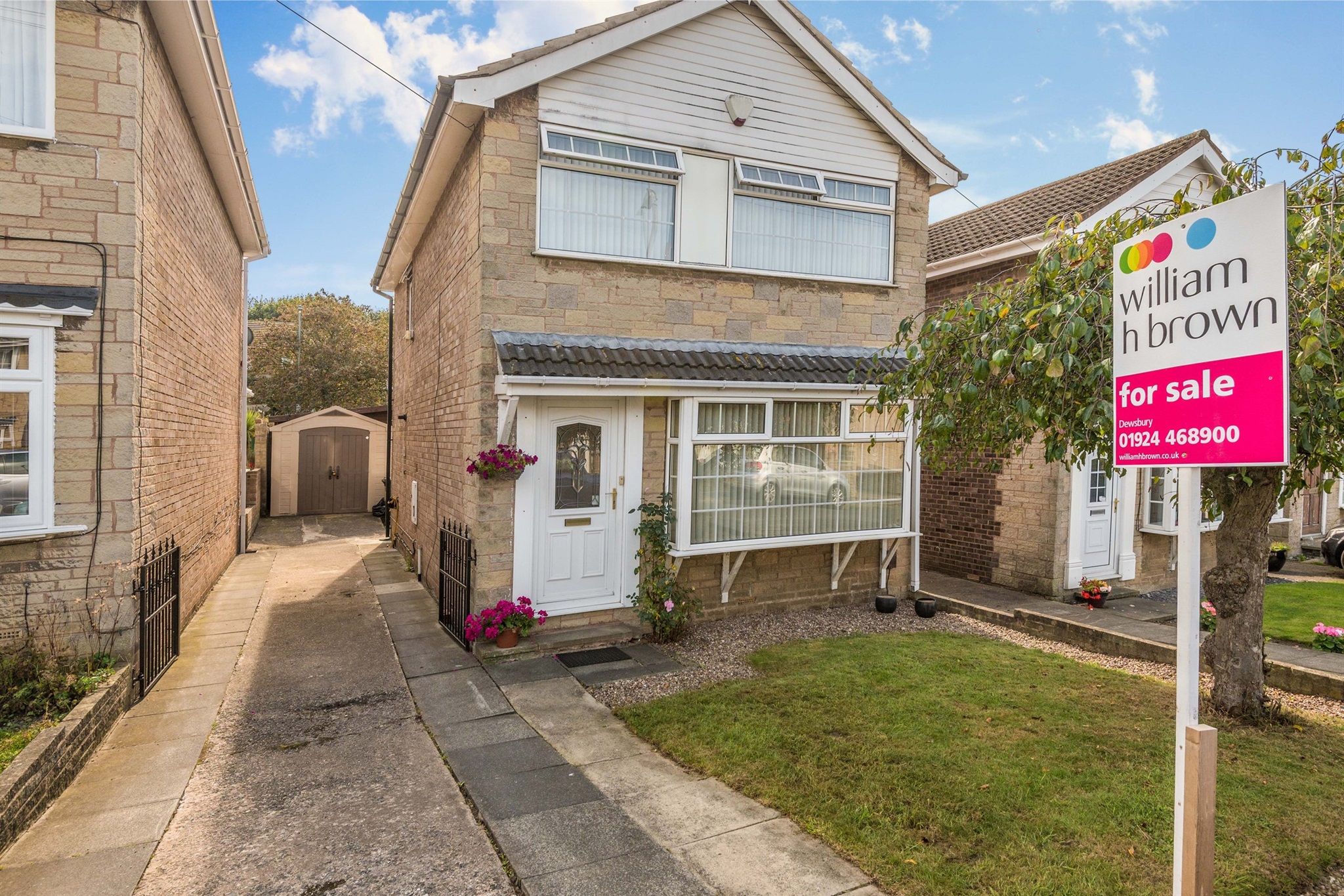 3 bed detached house for sale in Elm Road, Dewsbury Moor, Dewsbury WF13