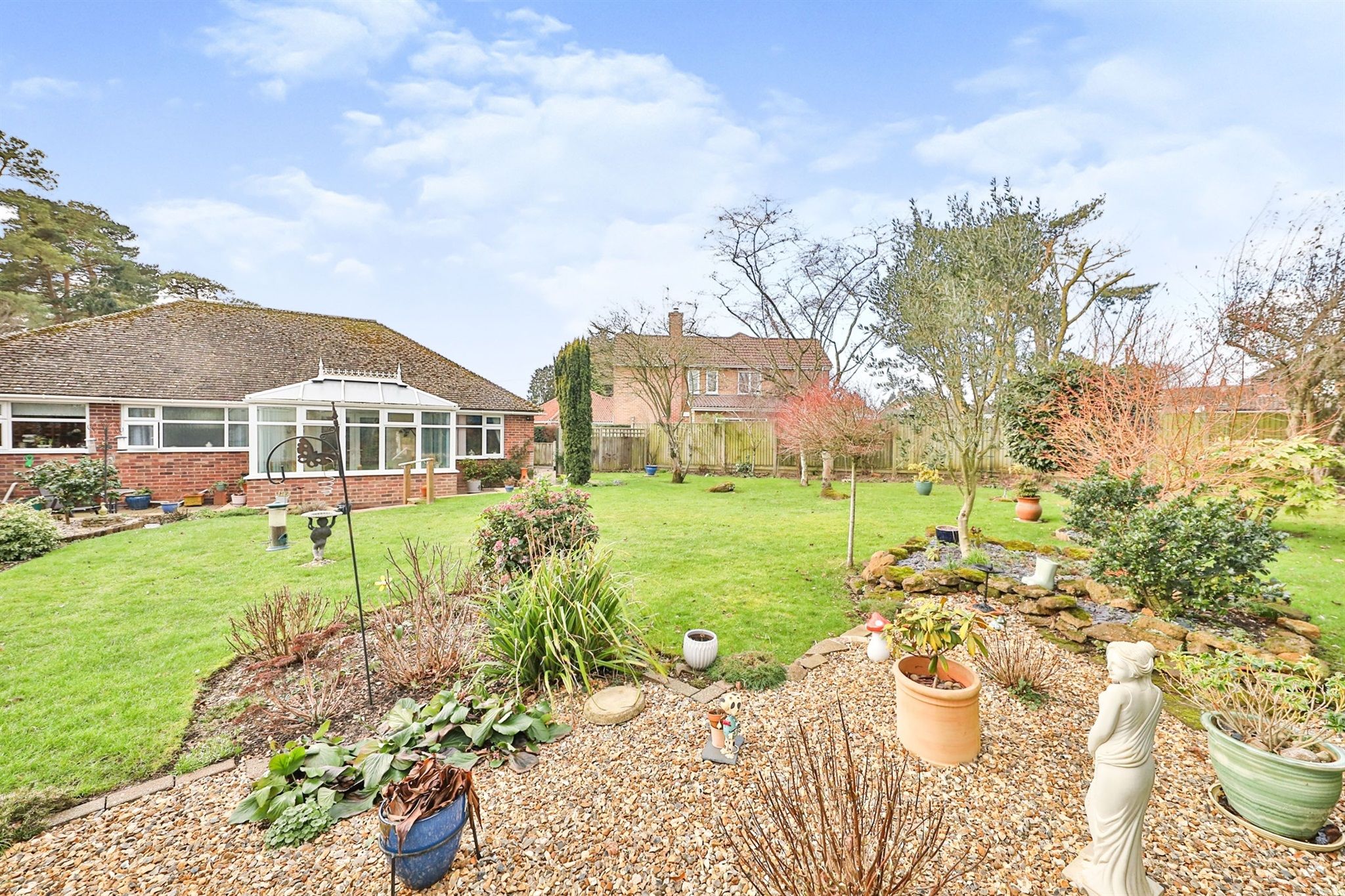 3 bed detached bungalow for sale in Oaks Drive, Swaffham PE37 Zoopla