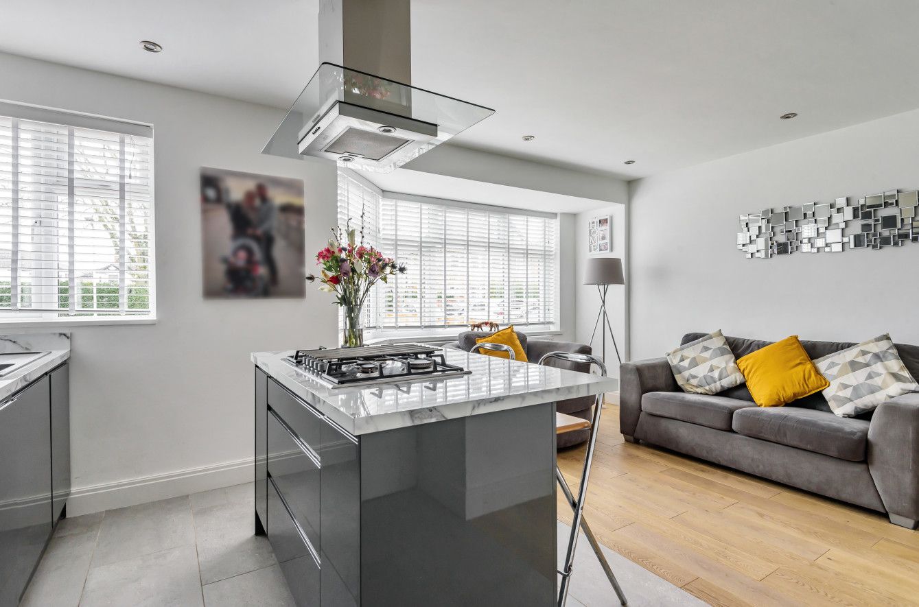 2 bed for sale in Shakespeare Avenue, Hayes UB4 Zoopla