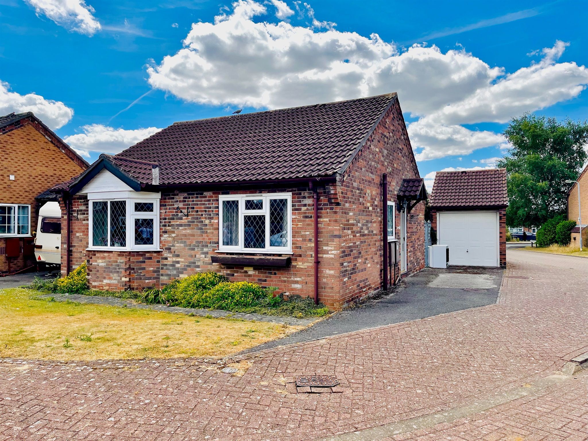 2 bed detached bungalow for sale in Herrington Avenue, Nettleham