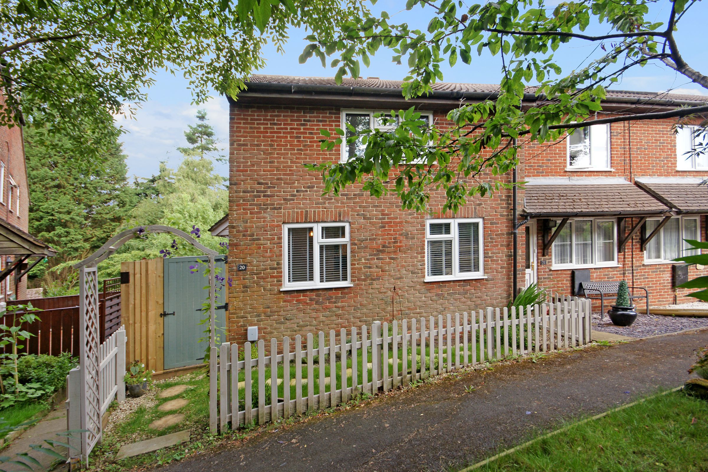 1 bed end terrace house to rent in Hillside Close, Headley Down, Bordon