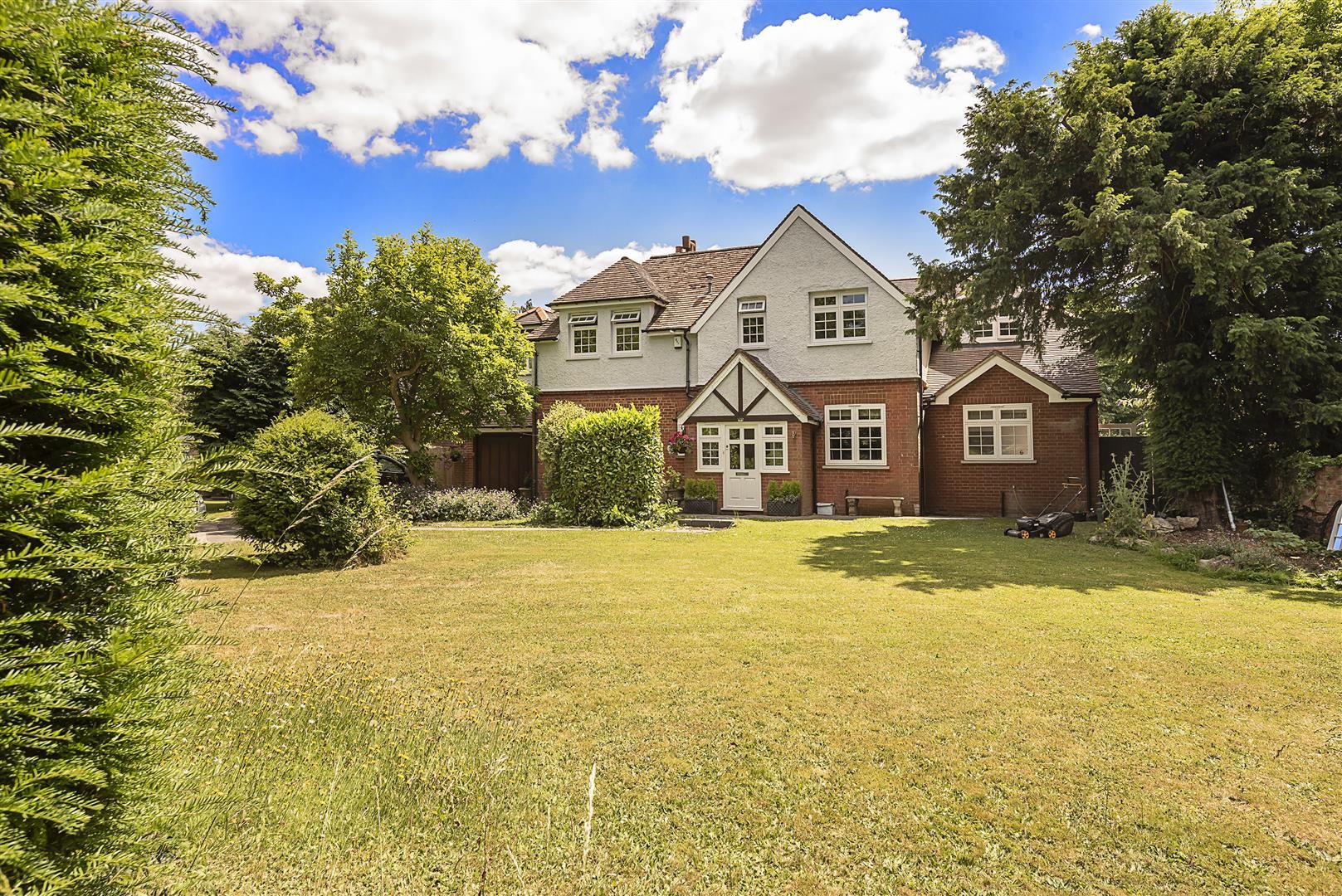 5 bed detached house for sale in Hatching Green Close, Harpenden AL5 Zoopla