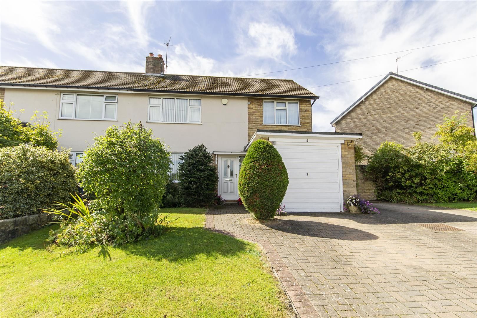 3 bed semidetached house for sale in Cuttholme Road, Chesterfield S40