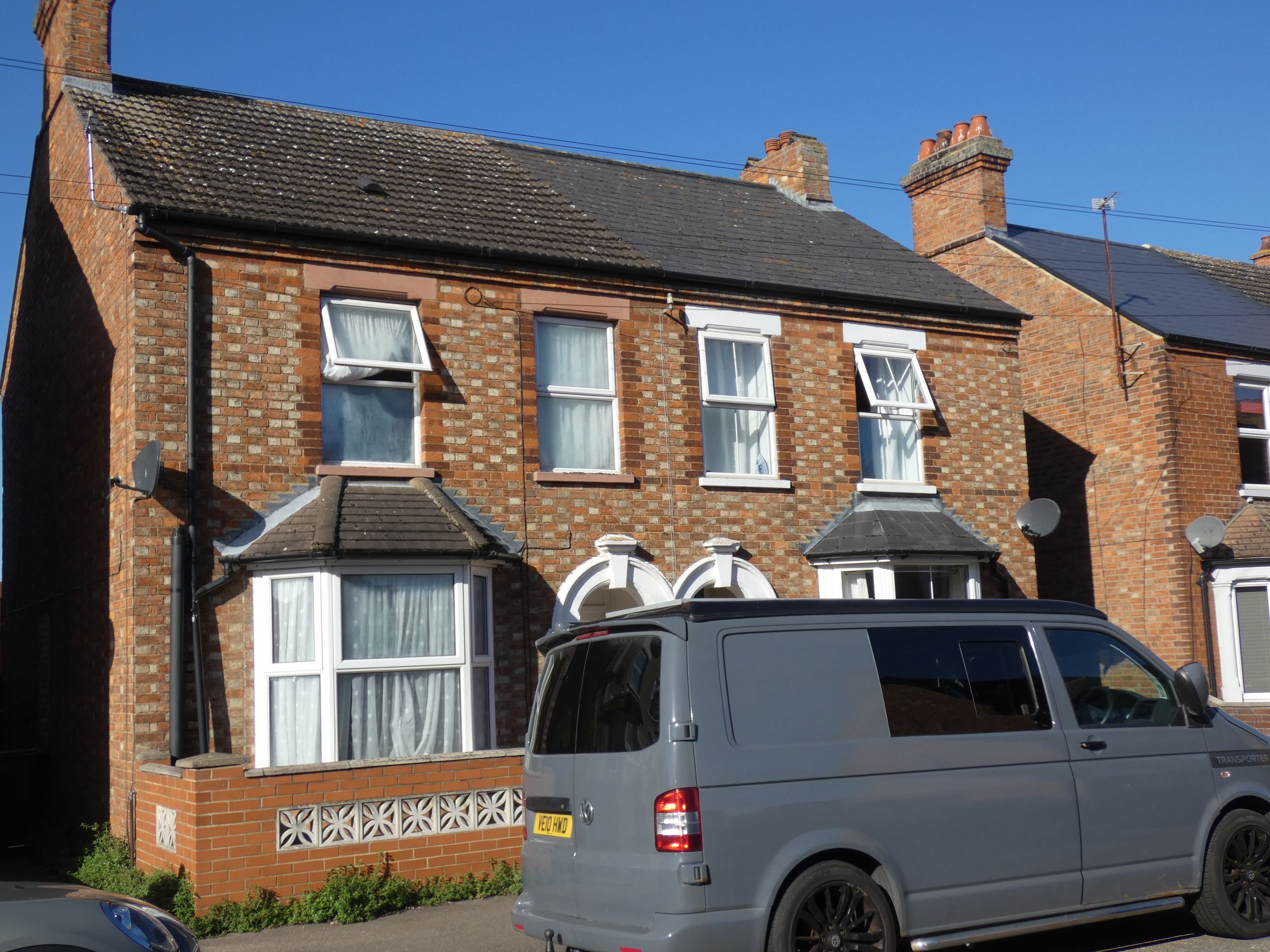 3 bed semidetached house to rent in King Street, Kempston, Bedford