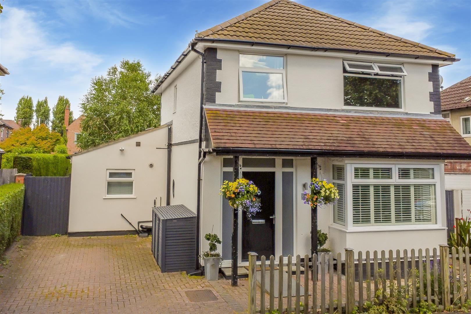 4 bed detached house for sale in Highgrove Avenue, Beeston, Nottingham