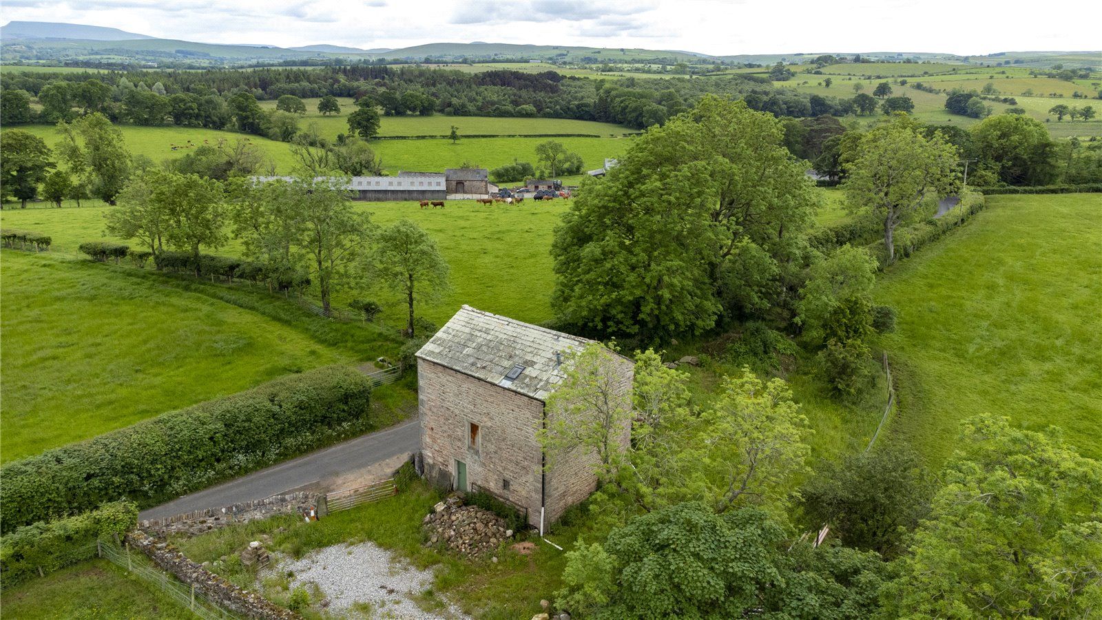2 bed barn conversion for sale in Walkers Barn, Bleatarn, ApplebyIn