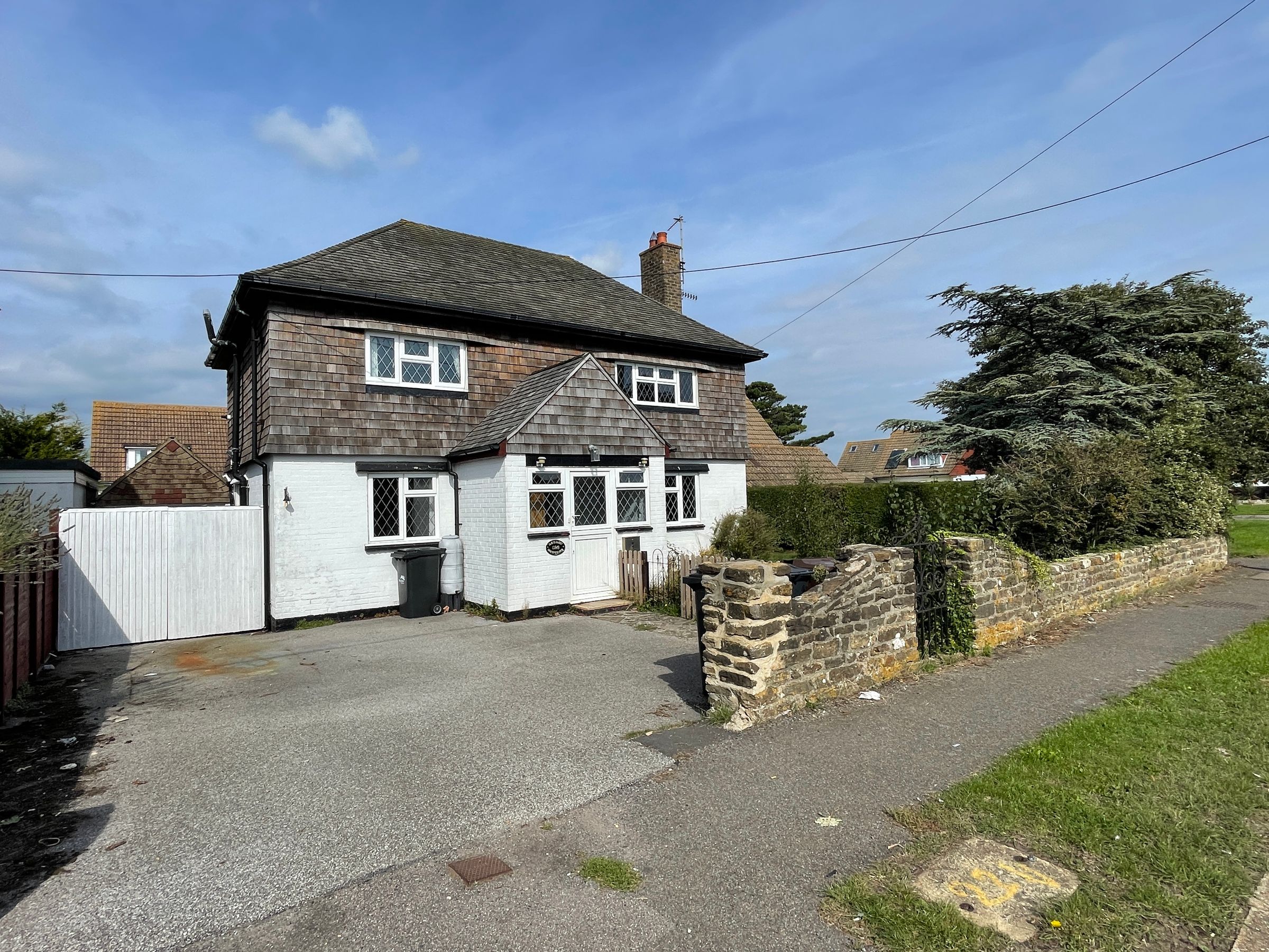 3 bed detached house for sale in Eastbourne Road, Pevensey Bay BN24