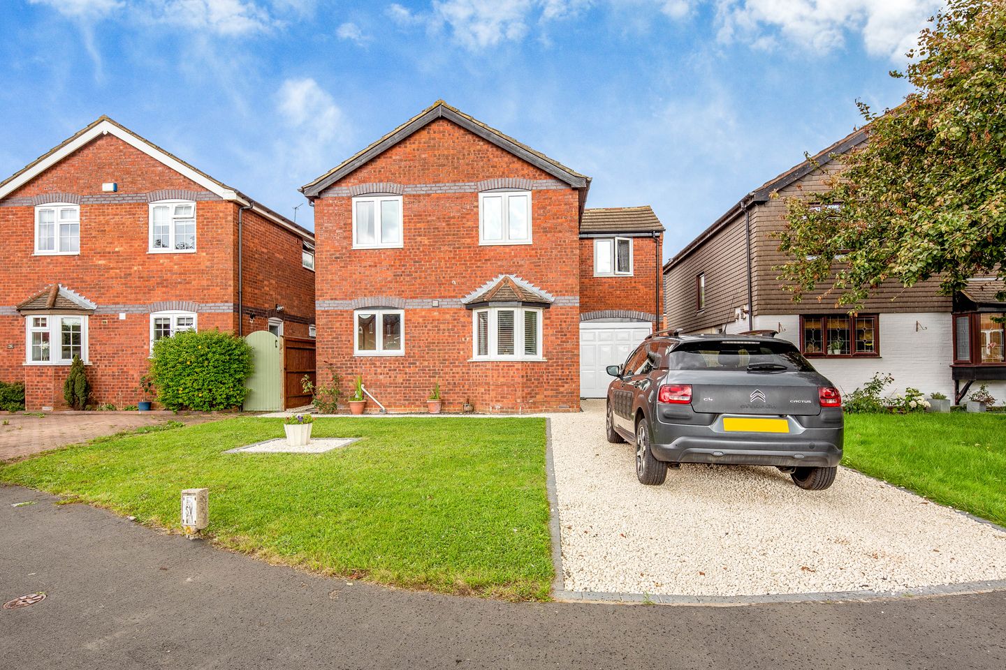 Scampton Close, Bicester OX26  