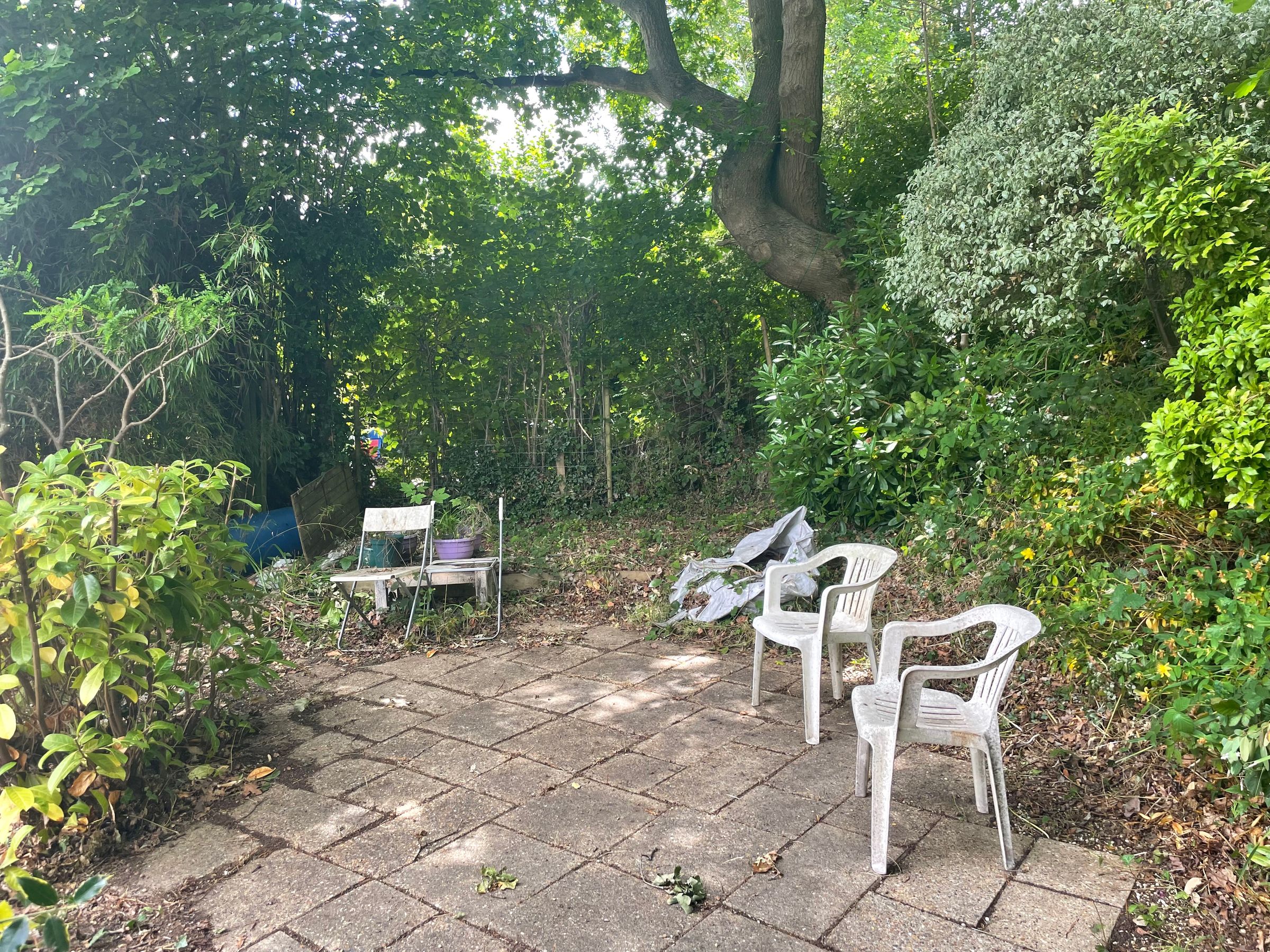 3 bed bungalow for sale in Portsmouth Road, Godalming, Surrey GU7 Zoopla