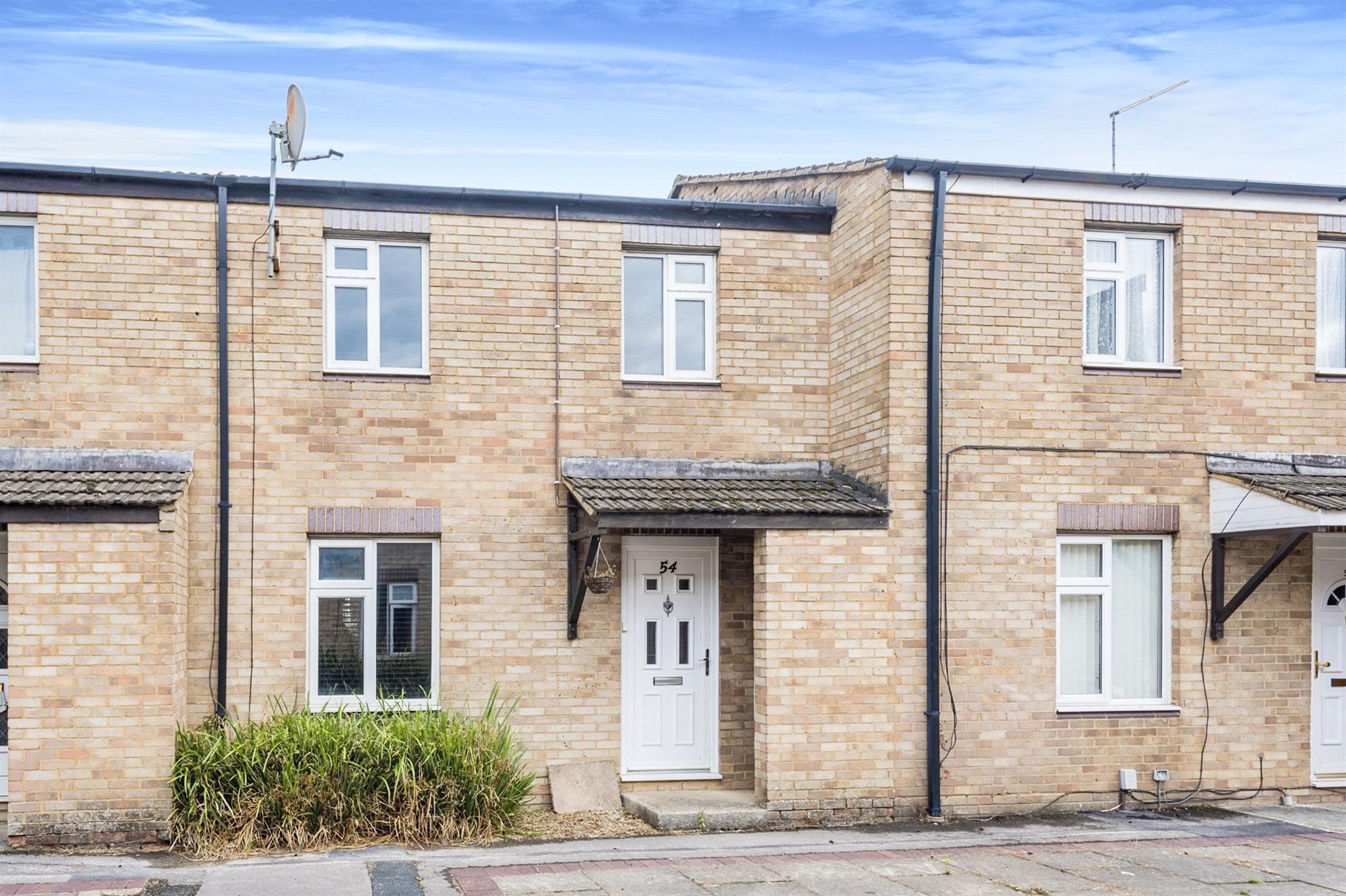 3 bed terraced house for sale in Crawford Close, Freshbrook, Swindon