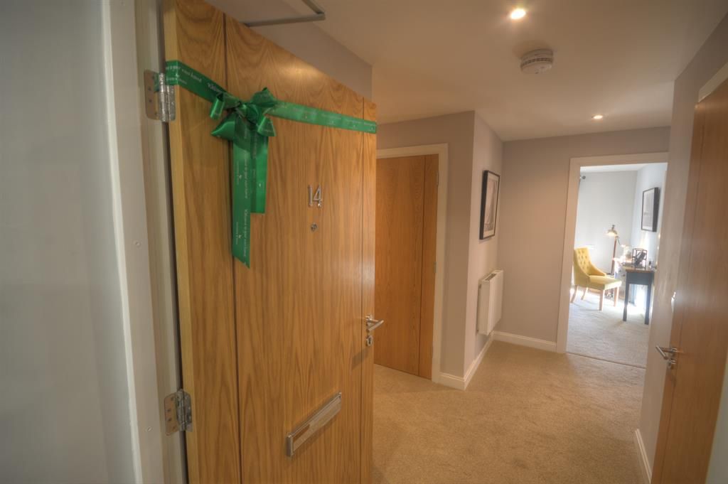 2 bed flat for sale in Filey Road, Scarborough YO11 Zoopla