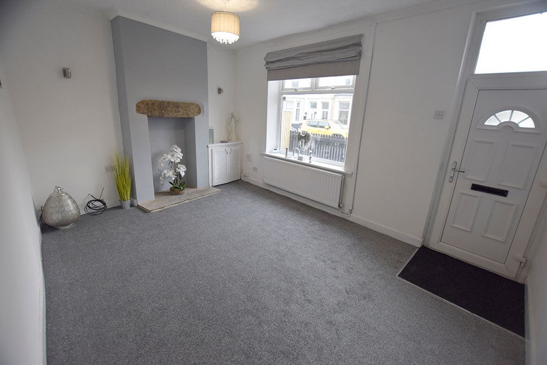 3 bed end terrace house for sale in Rosegrove Lane, Burnley BB12 Zoopla