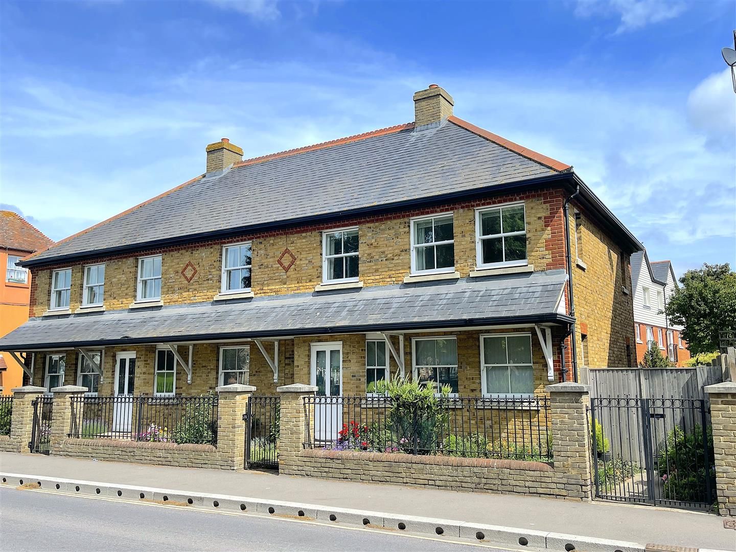 1 bed flat for sale in East Street, Faversham ME13 Zoopla