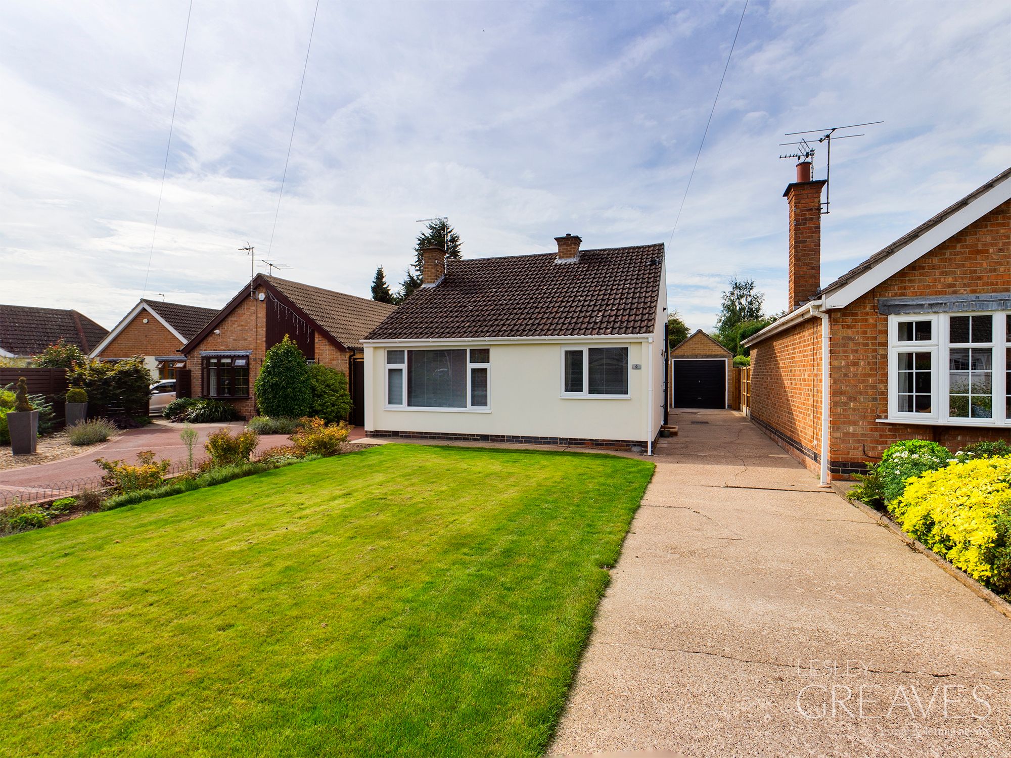 3 bed detached bungalow for sale in Trentham Gardens, Burton Joyce