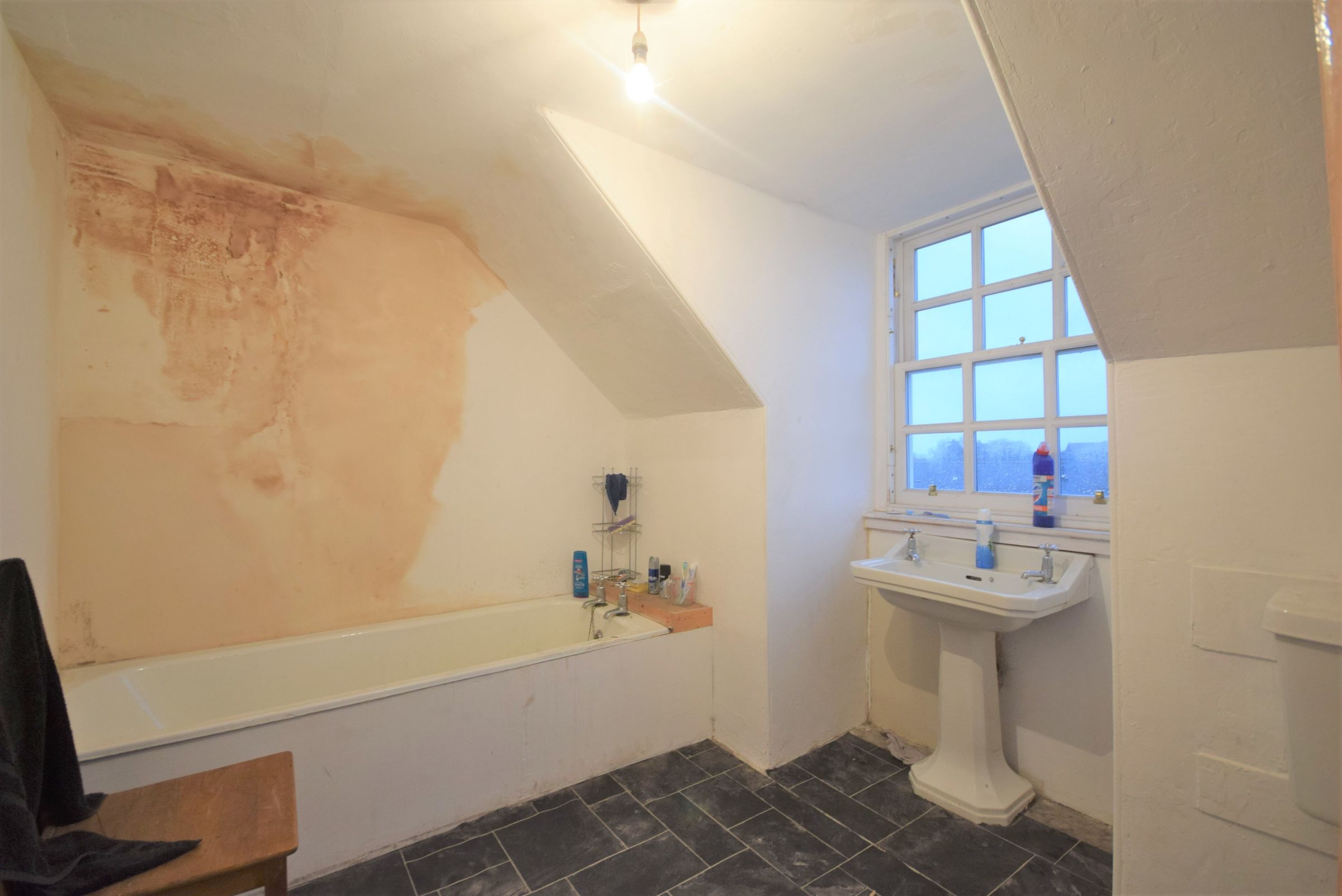 4 bed flat for sale in Glengate, Kirriemuir DD8 Zoopla